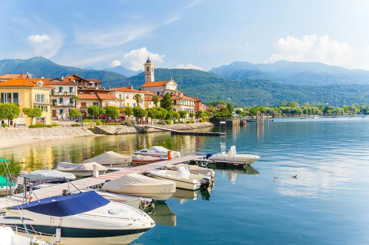 Apartman Magnolia - Happy Rentals Laveno-Mombello